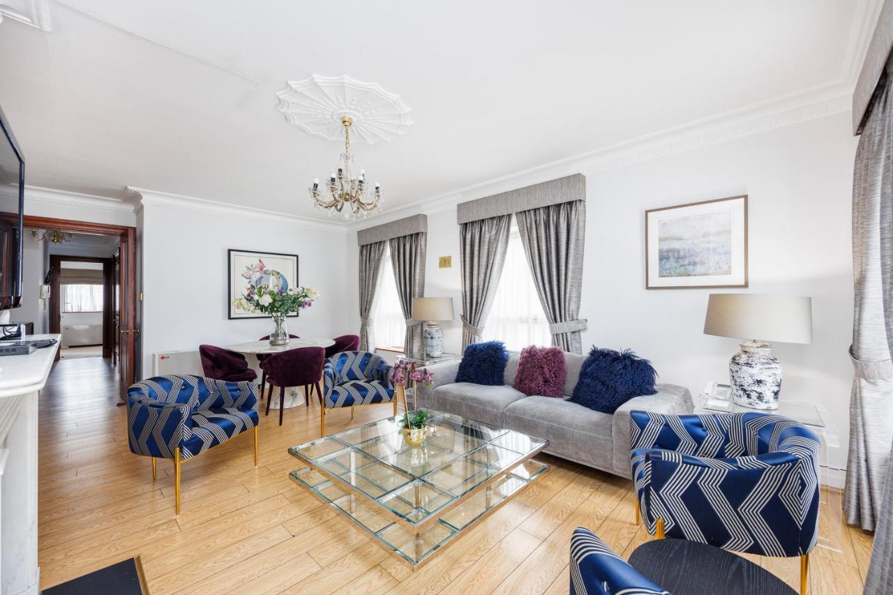 Deluxe Two-Bedroom Apartment,1262904271:JPEG