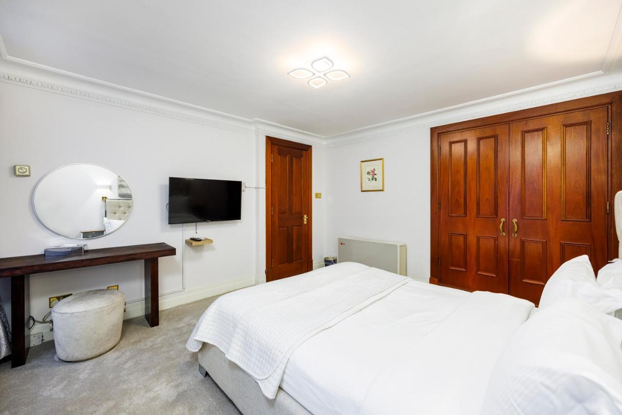 Two-Bedroom Duplex Apartment,1262904913:JPEG