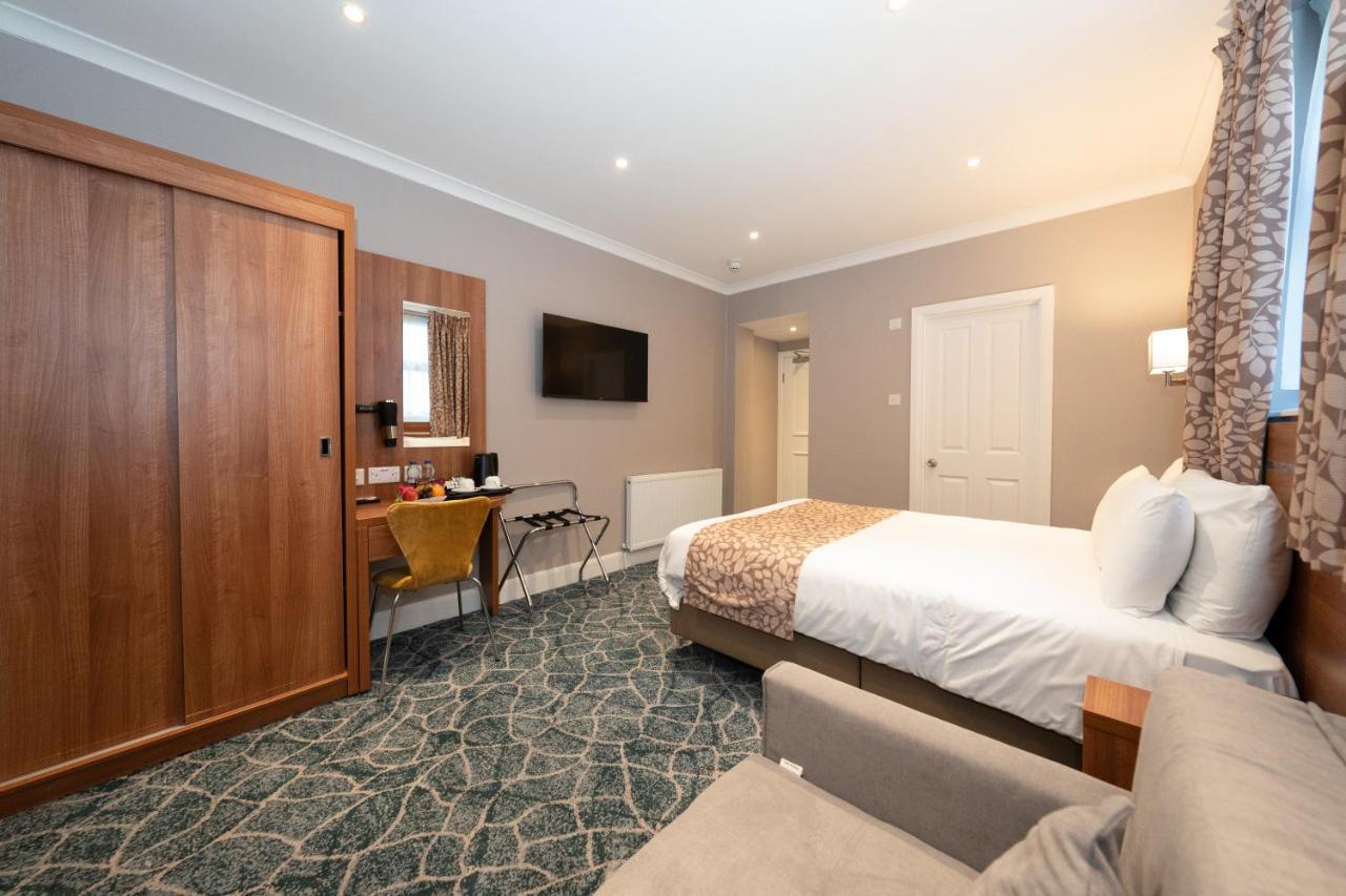 Hyde Park Club Room