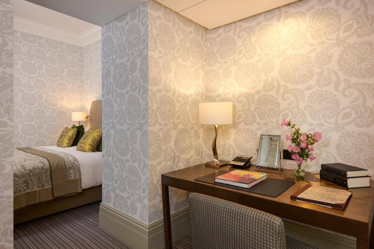 Deluxe King or Twin Room