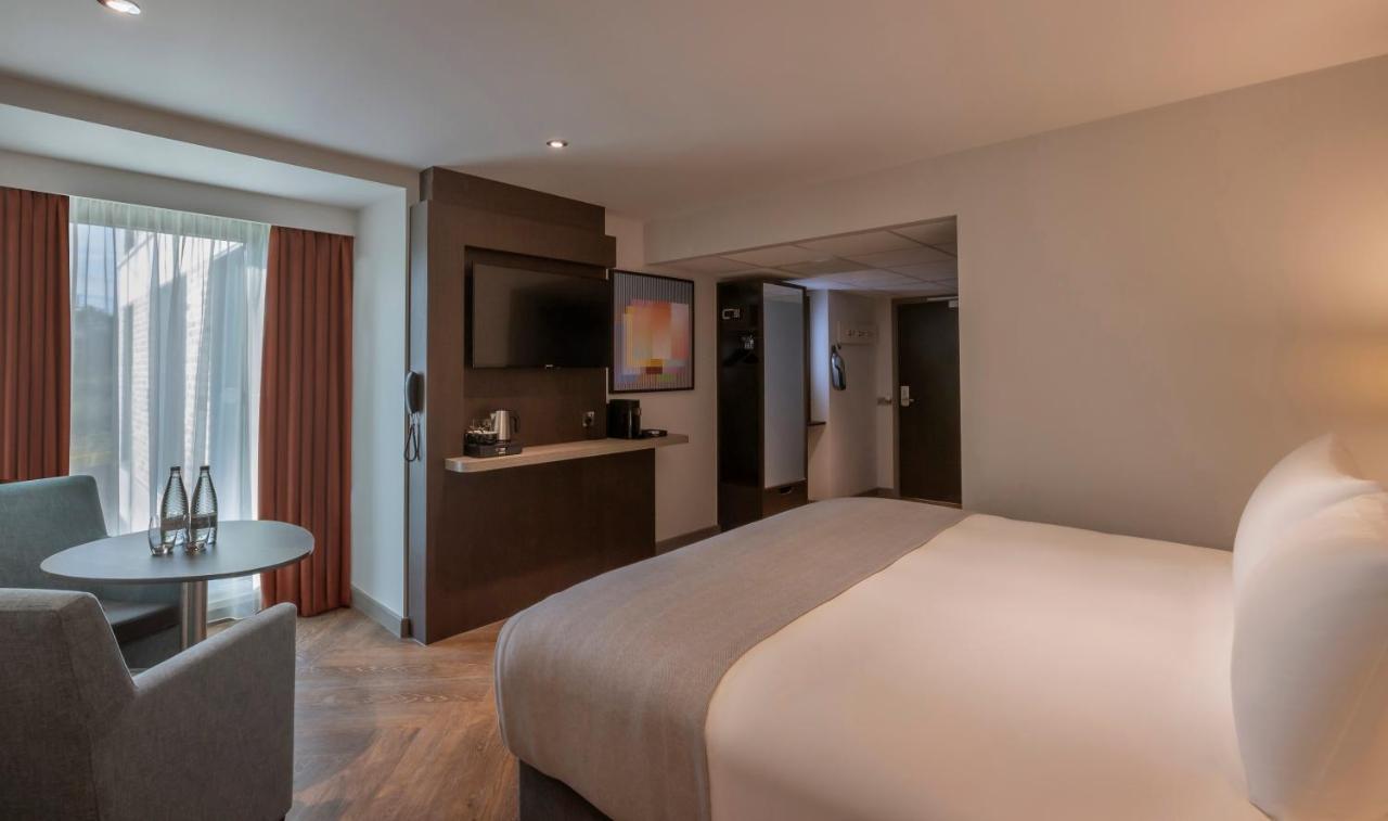 Executive King Room