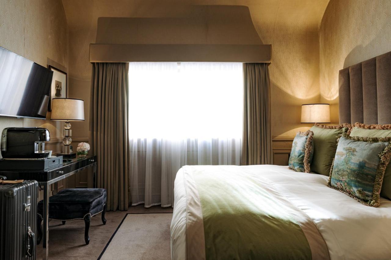Deluxe King Suite