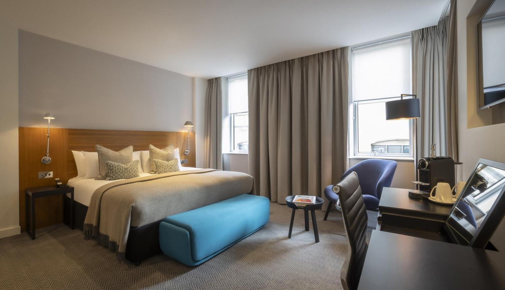 Superior King Room