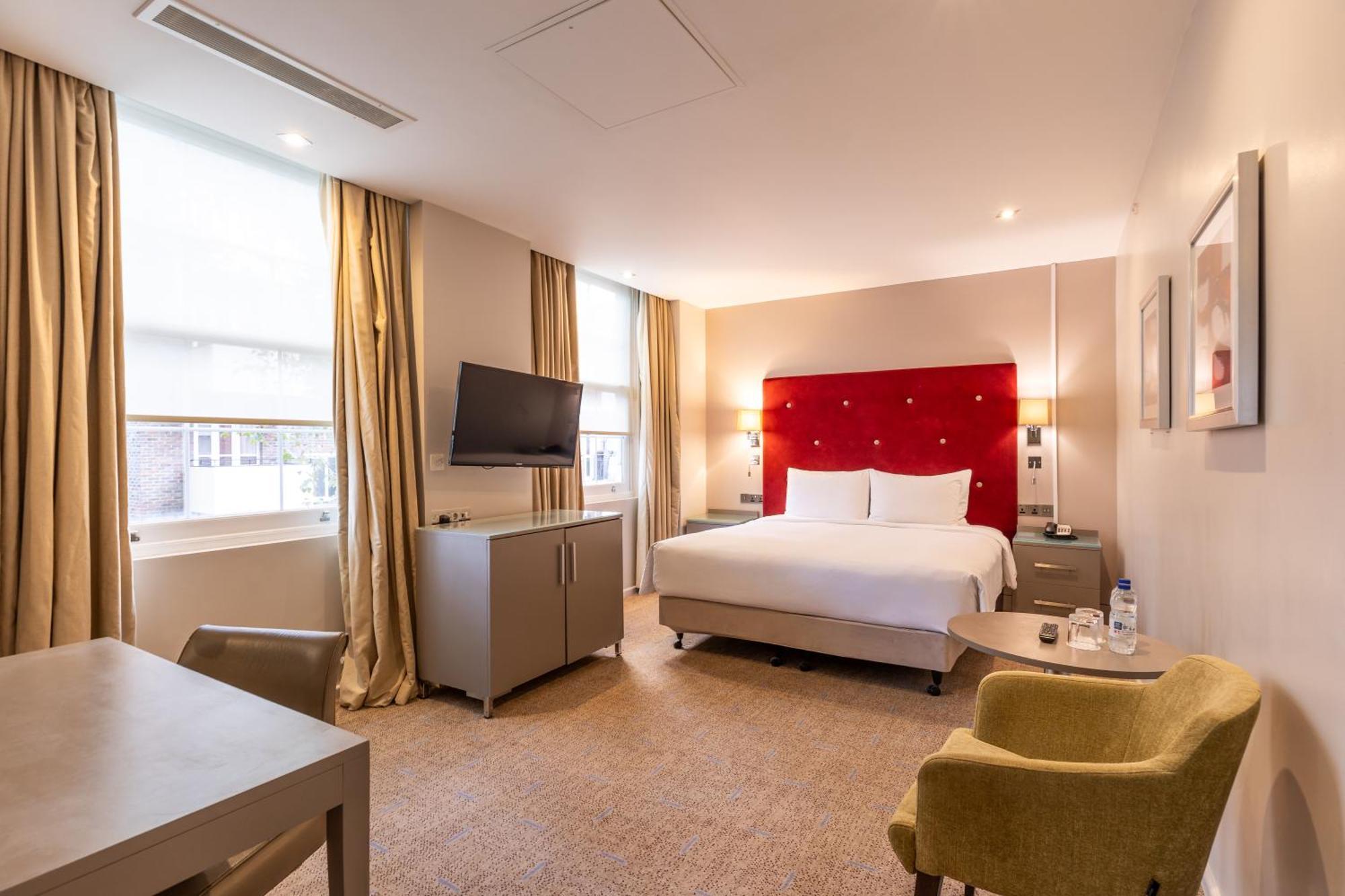 Superior Queen Room