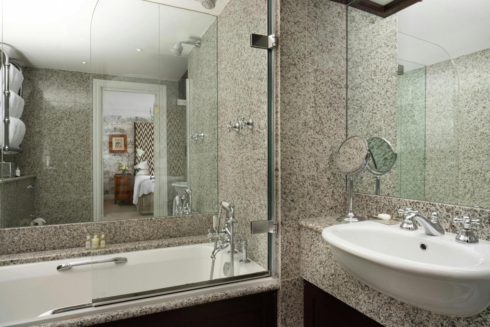Executive Triple Room