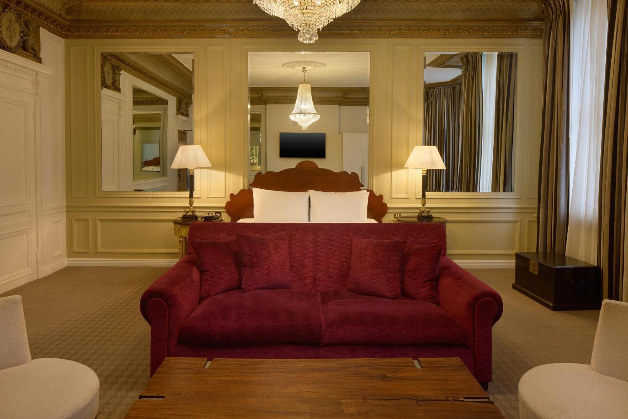 Junior Suite,1756392689:JPEG