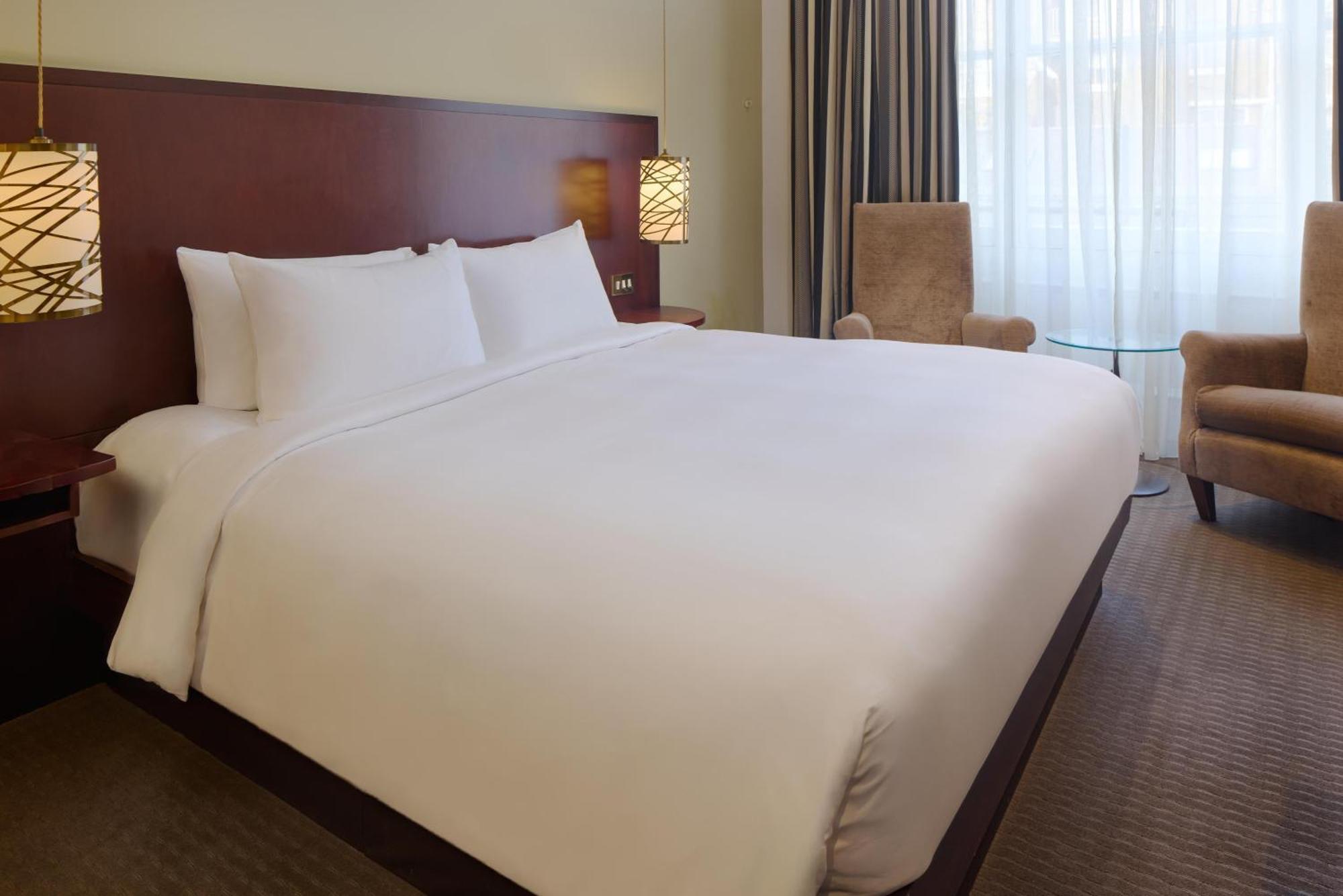 Premium Room,1756398788:JPEG