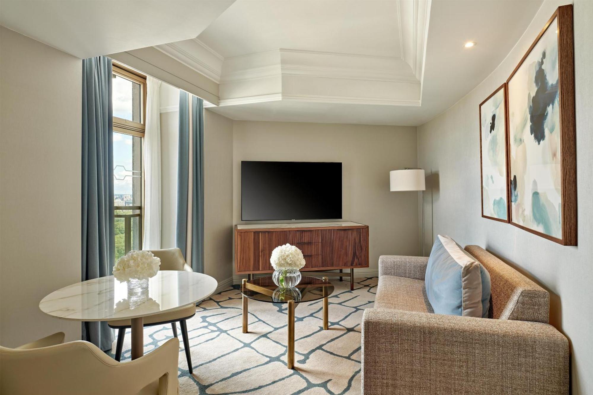 Mayfair Suite