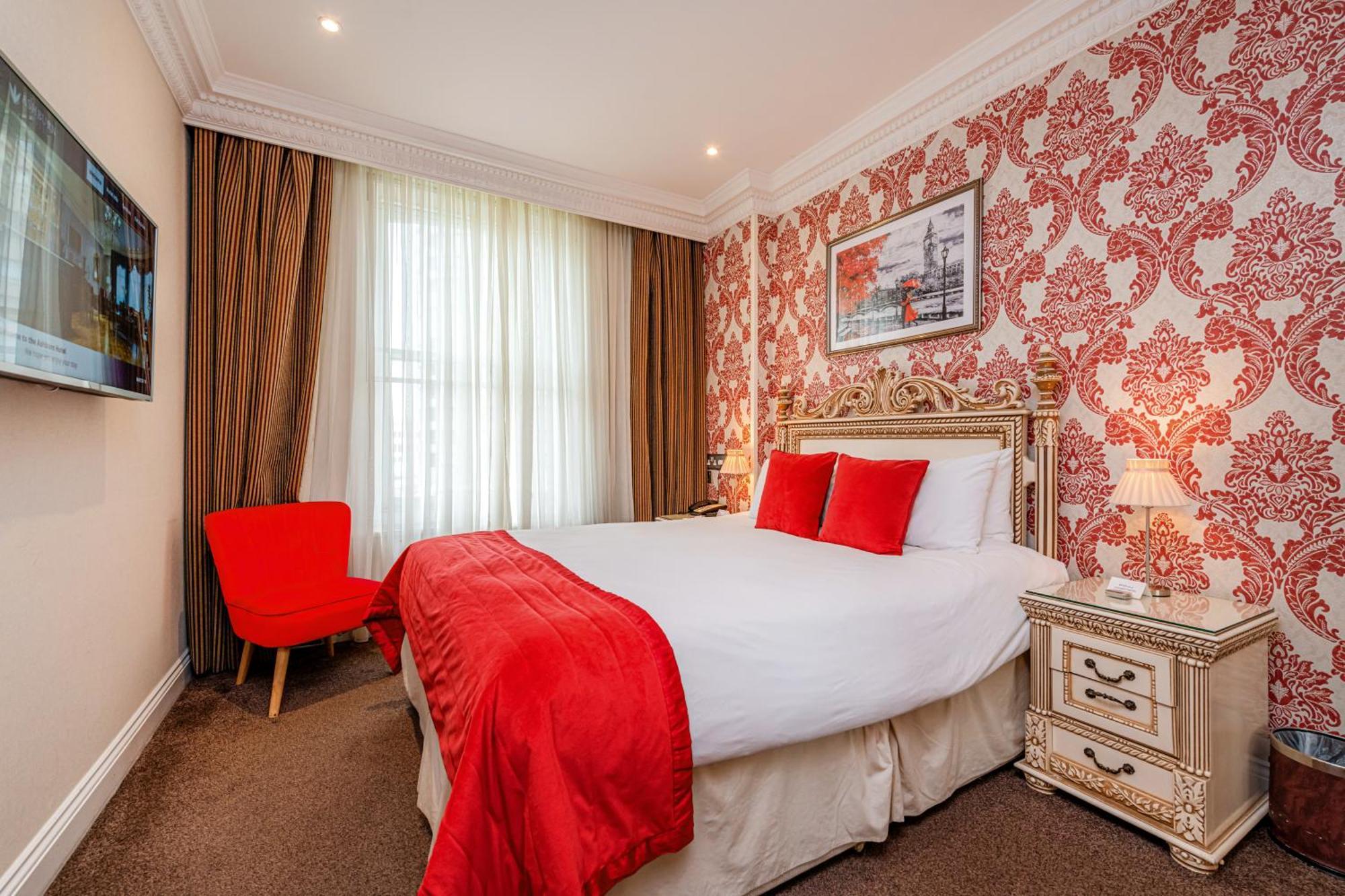 Queen Double Room Upper Floor