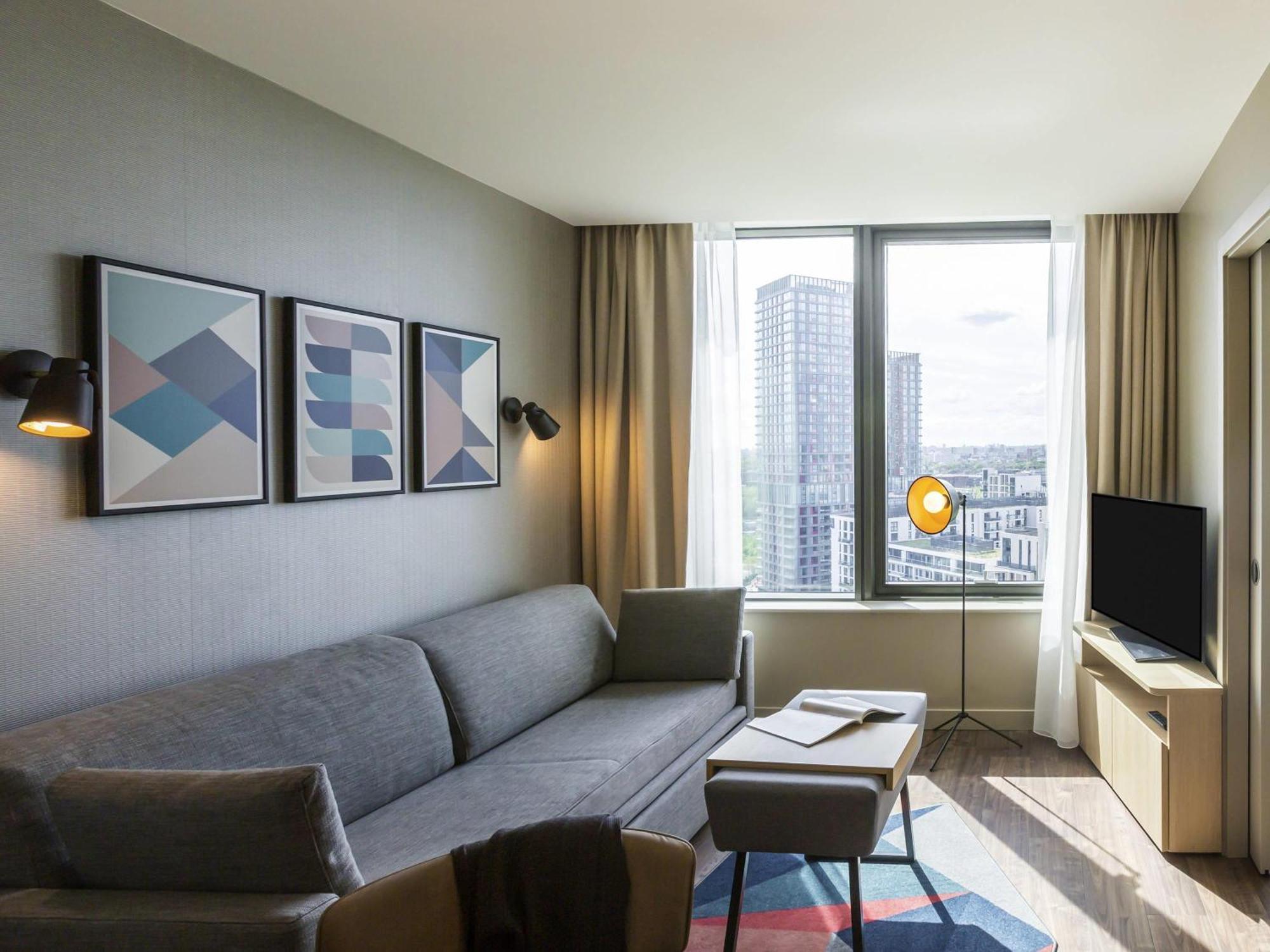 Apartment Twin Beds