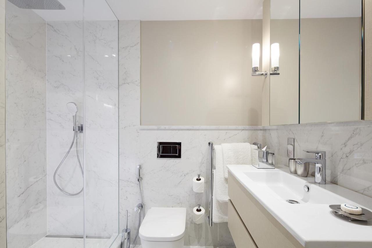 Deluxe Three Bedroom Apartment