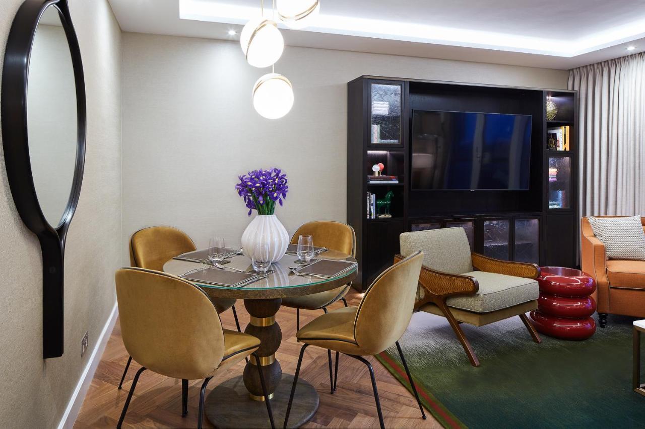 Deluxe Two Bedroom Apartment No Cloakroom