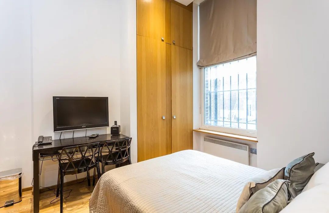 Space Aparthotel-1