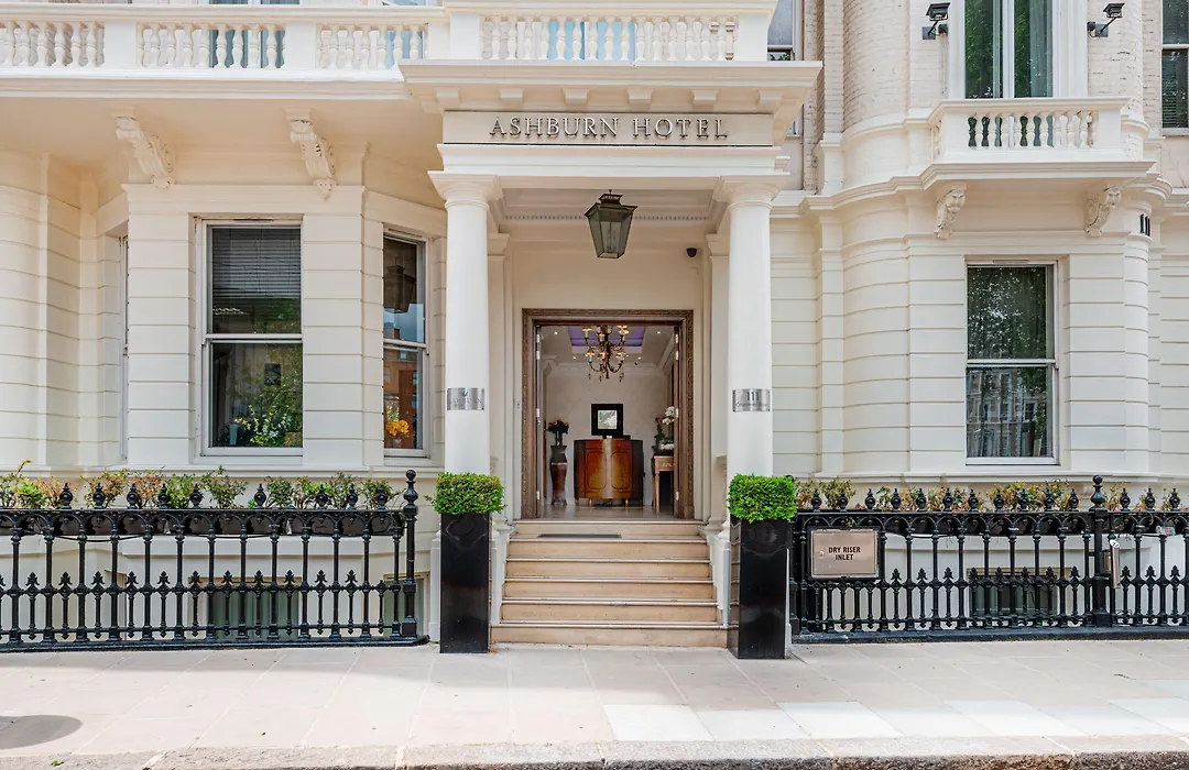 Ashburn Hotel-1