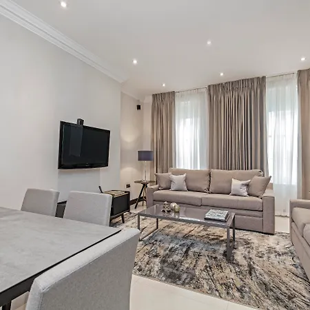 130 Queen'S Gate Apartments-3