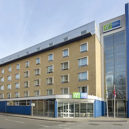 Holiday Inn Express Earls Court By Ihg-2
