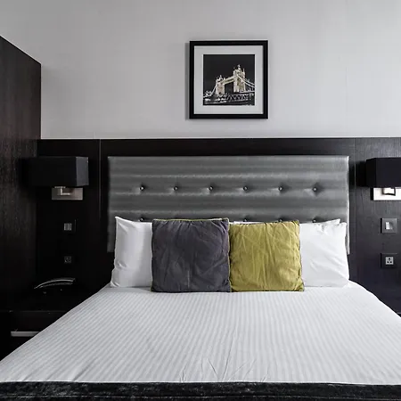 The W14 Kensington-2