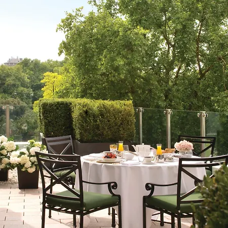 Four Seasons Hotel London At Park Lane-3