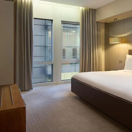 Radisson Blu Hotel, London Canary Wharf East-3