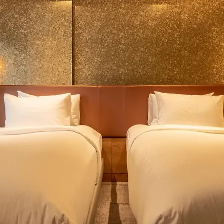 Lincoln Plaza Hotel London, Curio Collection By Hilton-2