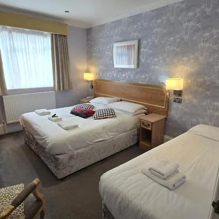 Kingswaypark Hotel At Park Avenue-3